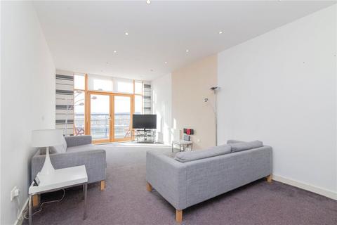 2 bedroom apartment to rent, Southbrae Gardens, Glasgow