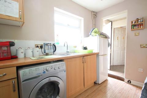 2 bedroom terraced house for sale - Magdala Road, Dover