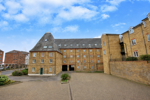 1 bedroom apartment to rent, The Maltings, Clifton Road, Gravesend