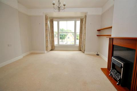 2 bedroom apartment for sale - London Road, Halesworth