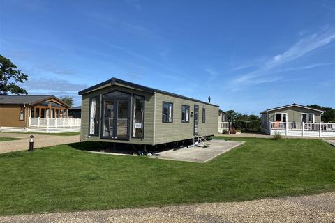 2 bedroom mobile home for sale - The Hollies, London Road