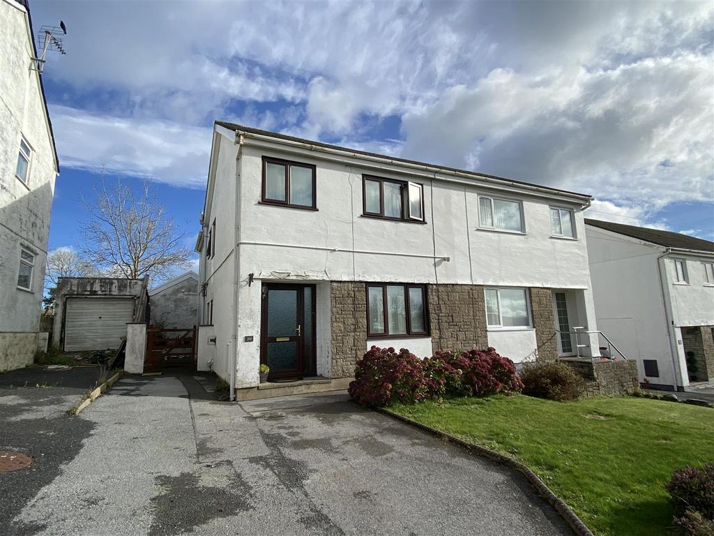 Min Y Graig, Pontyberem 4 bed semidetached house for sale £199,950