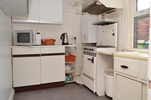 99 Burlington Avenue, Oldham, OL8 1AR