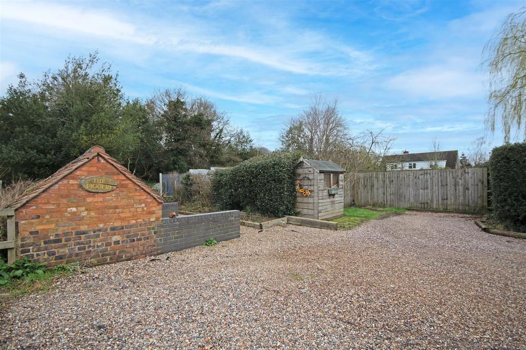 DSC 8820-Edit.jpg