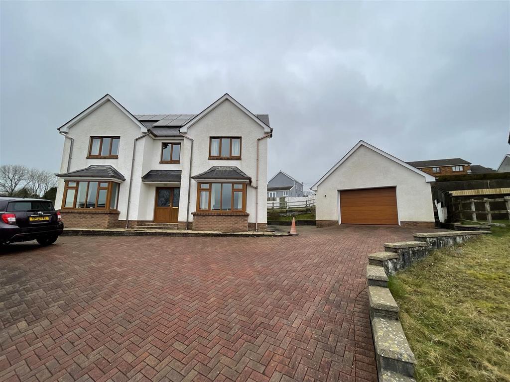 Bryn Tirion, Pontyberem, Llanelli 6 bed detached house for sale £450,000