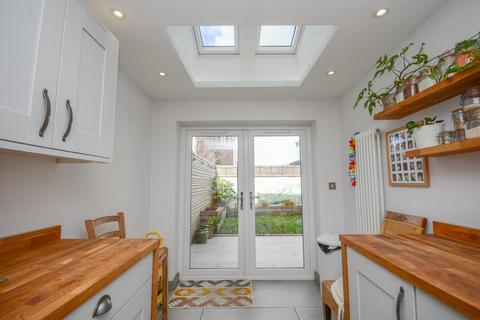 211 Easton Road, Bristol, BS5 0EH