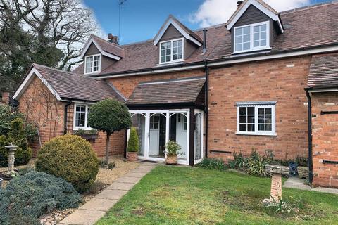 1, Moat House Court Pratts Lane, Mappleborough Green, Studley, B80 7BN