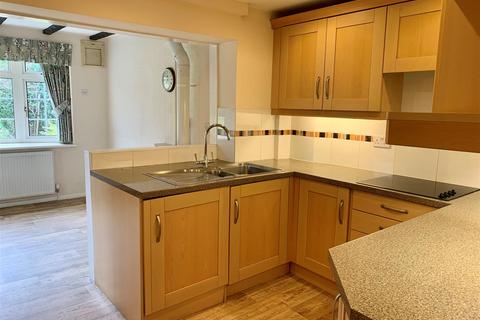 1, Moat House Court Pratts Lane, Mappleborough Green, Studley, B80 7BN