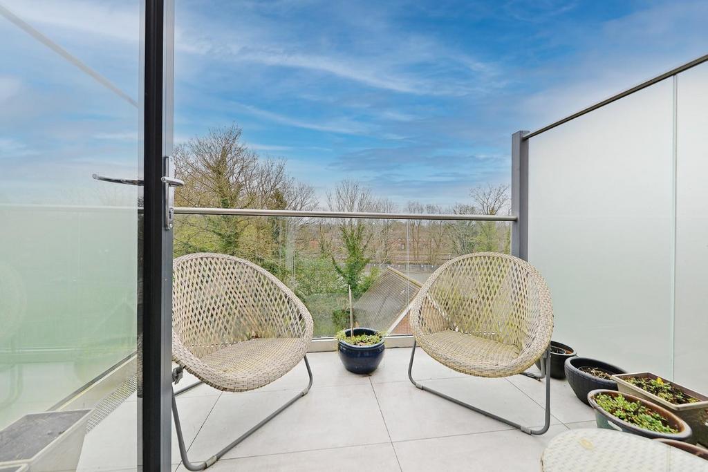 6 St Philips Place - terr1.jpg
