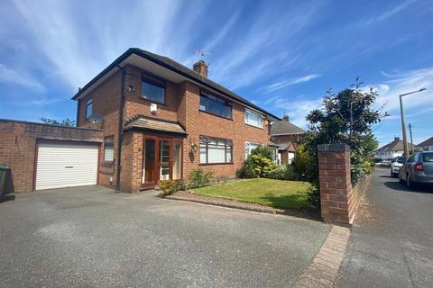 3 bedroom semi-detached house for sale - Gordon Avenue, Greasby, Wirral