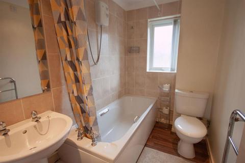38 Highfields, Burntwood, WS7 9DB
