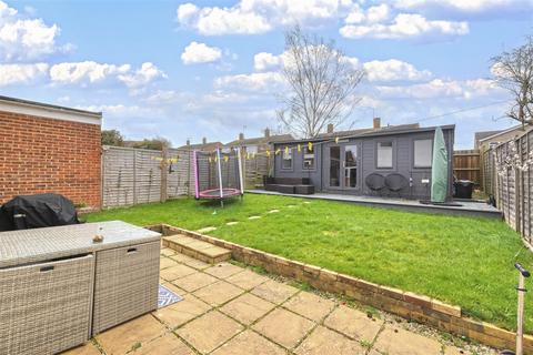 76 Forest Road, Paddock Wood, Tonbridge, TN12 6JX