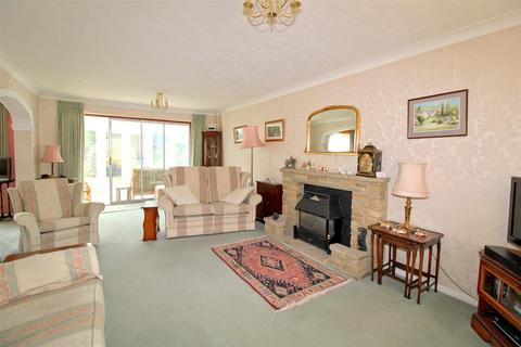 4 bedroom detached house for sale - Rugby Close, Seaford