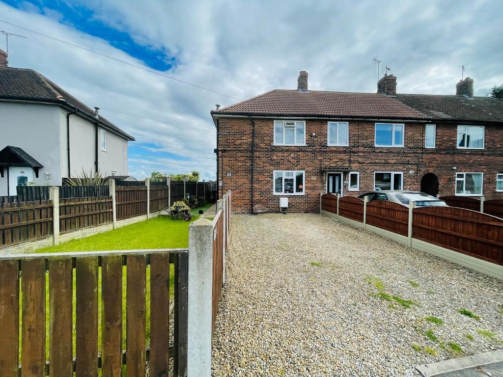 Highfield Villas, Sherburn In Elmet, Leeds 3 bed end of terrace house