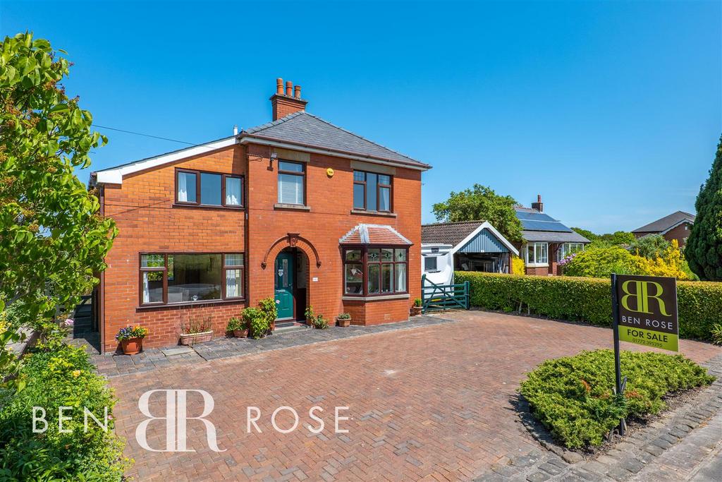 Moor Road, Croston, Leyland 4 bed detached house for sale £650,000