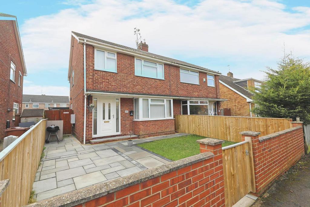 Calderdale, Hull 3 bed semidetached house for sale £170,000