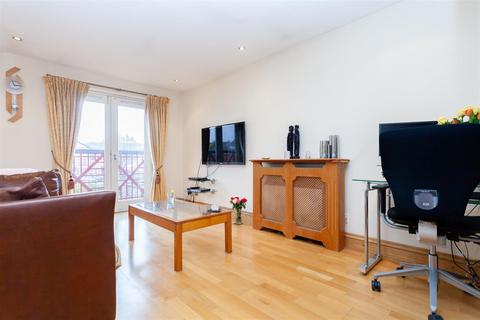 12 Huddleston Close, London, E2 9NR