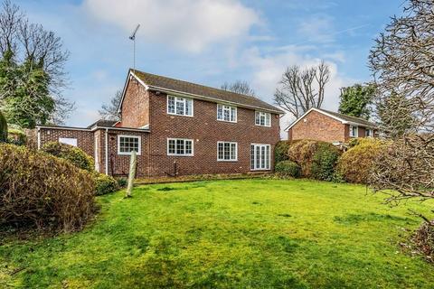 4 bedroom house for sale - MILL CLOSE, GREAT BOOKHAM, KT23