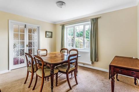 4 bedroom house for sale - MILL CLOSE, GREAT BOOKHAM, KT23