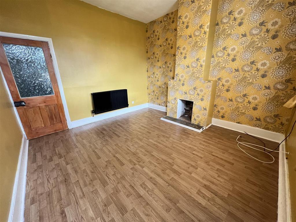 Green Lane, Great Barr, Birmingham 2 bed terraced house £170,000