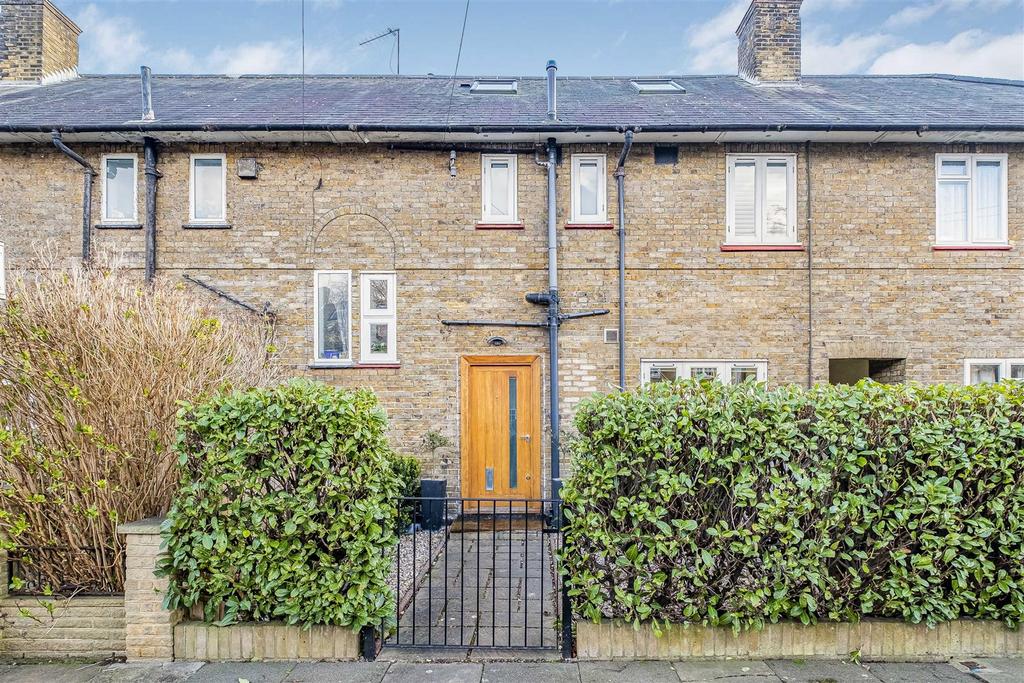 Hawkesbury Road, Putney, SW15 3 bed house £925,000