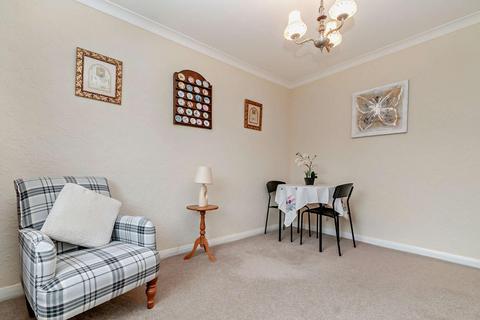 3 bedroom semi-detached bungalow for sale - Beckwith Close, Harrogate, HG2 0BJ
