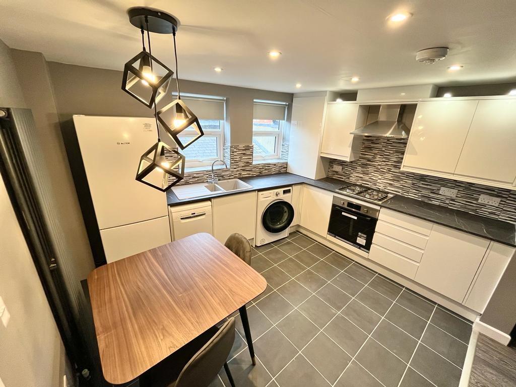 7 Morden st - kitchen.jpg