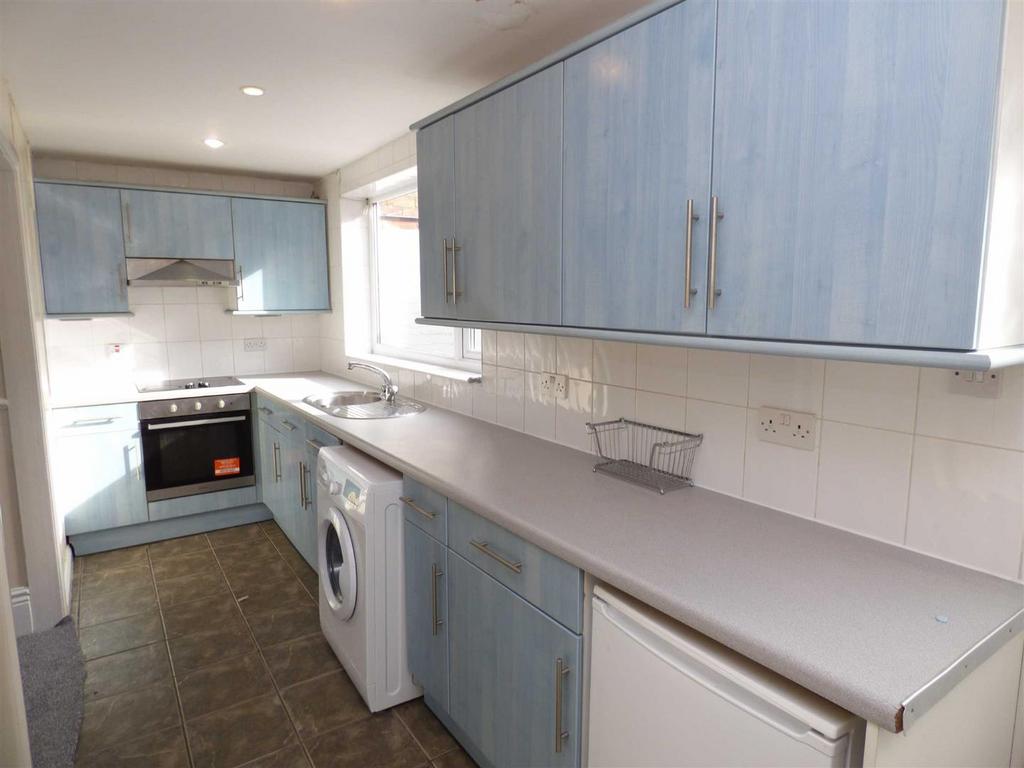 North View, Cullercoats 2 bed terraced house £800 pcm (£185 pw)