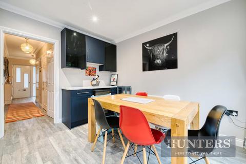 46 Lower Green Gardens, Worcester Park, KT4 7NX