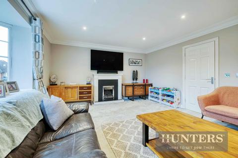 46 Lower Green Gardens, Worcester Park, KT4 7NX