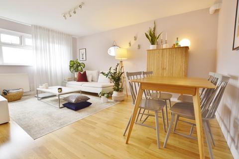 141 Beaconsfield Road, London, E16 4HT