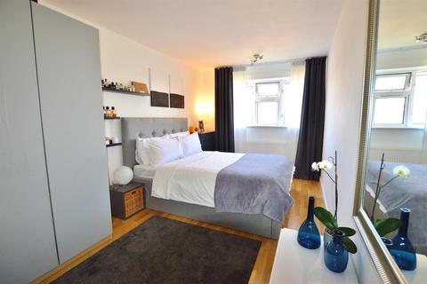 141 Beaconsfield Road, London, E16 4HT