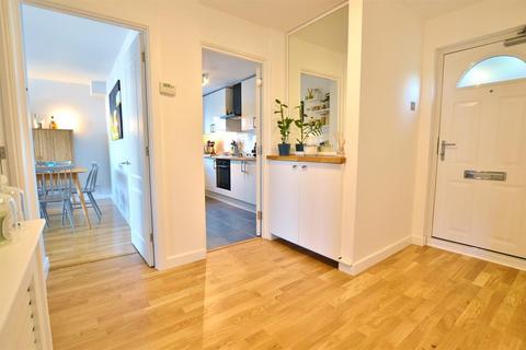 141 Beaconsfield Road, London, E16 4HT