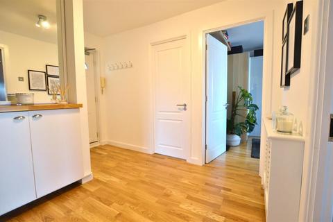 141 Beaconsfield Road, London, E16 4HT