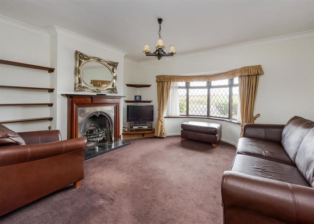 46 Bridgnorth Road, Wombourne, Wolverhampton 3 bed detached bungalow