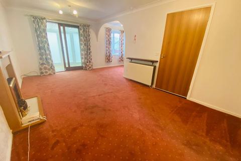 1 bedroom detached bungalow for sale - Sheraton Close, The Headlands, Northampton NN3