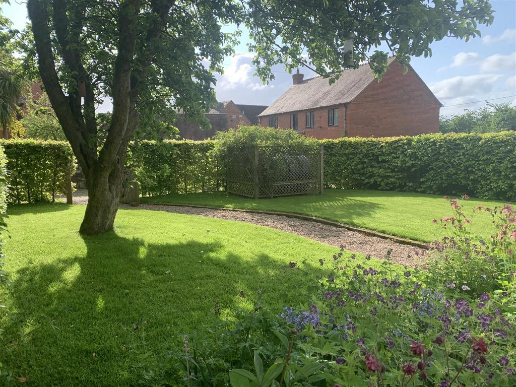 Grinshill, Shrewsbury 2 bed barn conversion for sale £223,000