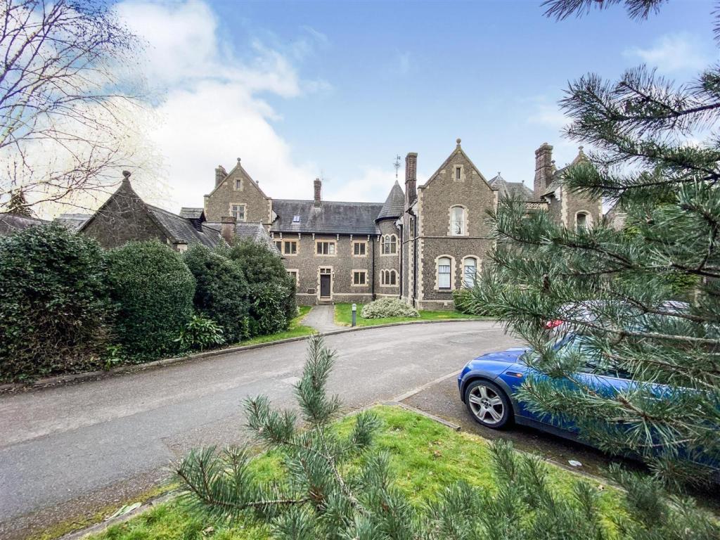 OUTSIDE & ALLOCATED PARKING