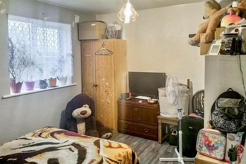 2 bedroom flat for sale - Brickhouse Lane South, Tipton