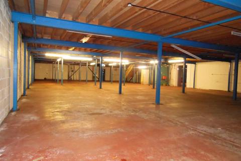 Industrial unit to rent, Briar Close Business Park, Evesham