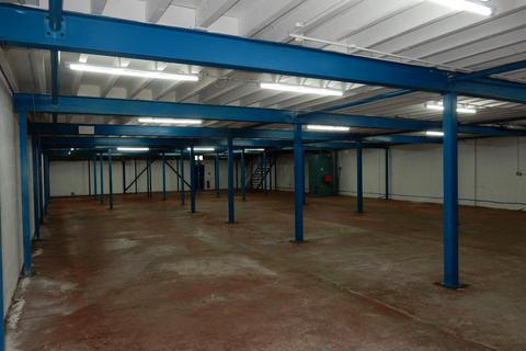 Industrial unit to rent, Briar Close Business Park, Evesham