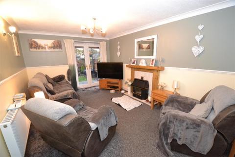 4 bedroom link detached house for sale - Edgehill Close, Queensbury, Bradford