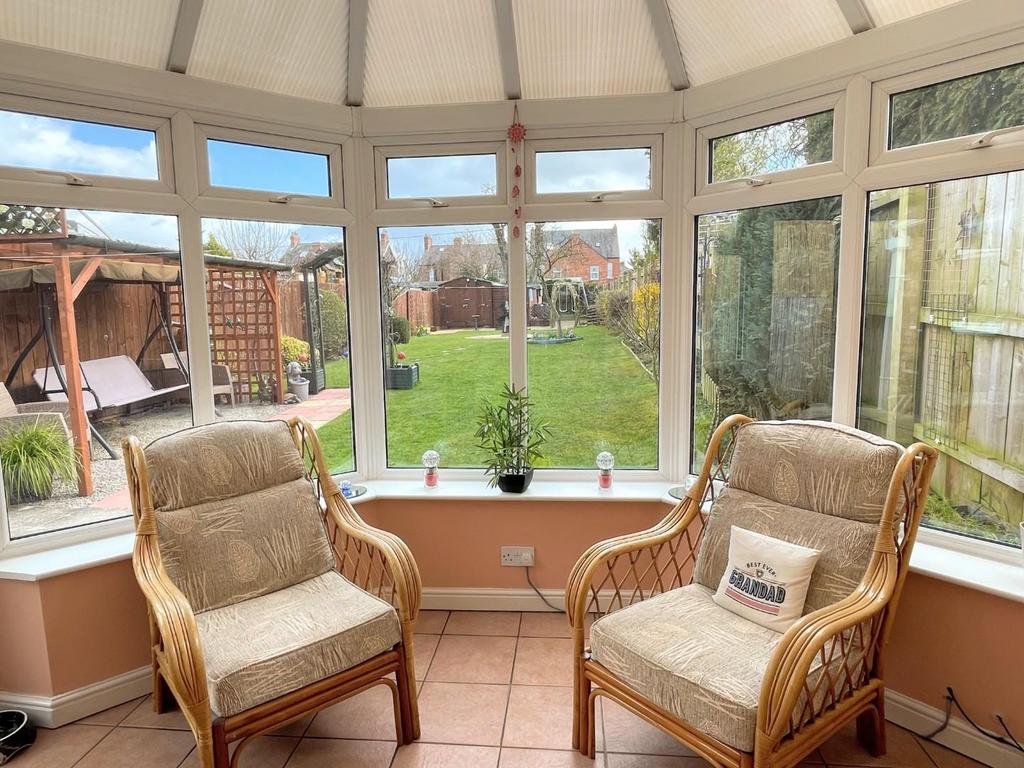 Garden room