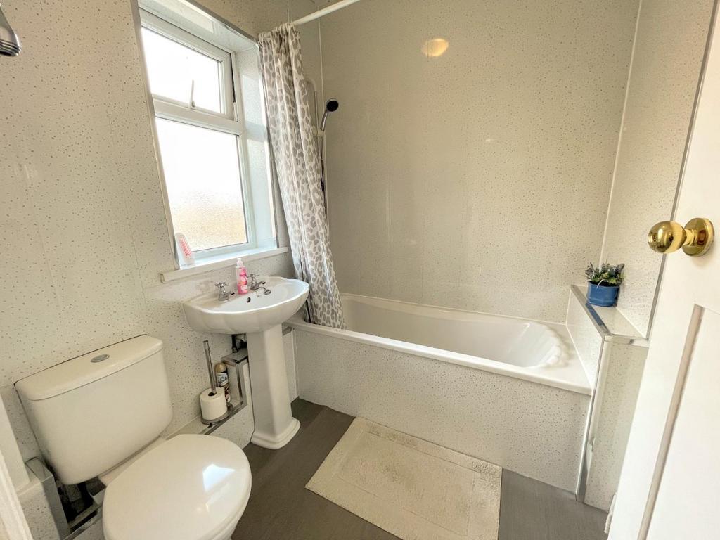 Bathroom/w.c