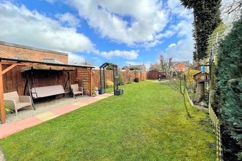 3 bedroom semi-detached house for sale - Milton Street, Darlington