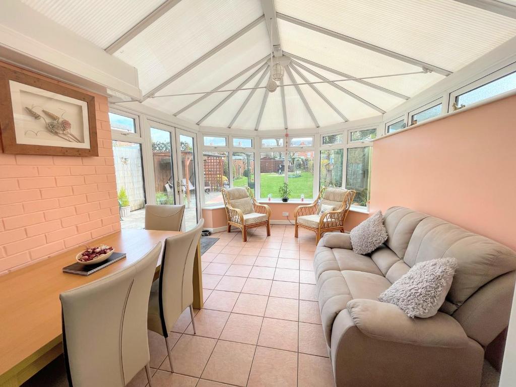 Garden room