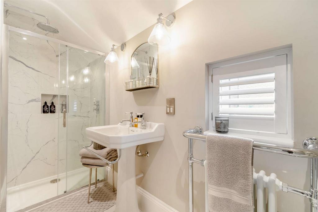 Ground floor bathroom