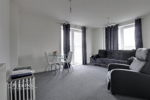 2 bedroom apartment to rent - Northolt, UB5