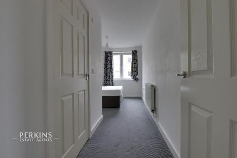 2 bedroom apartment to rent - Northolt, UB5