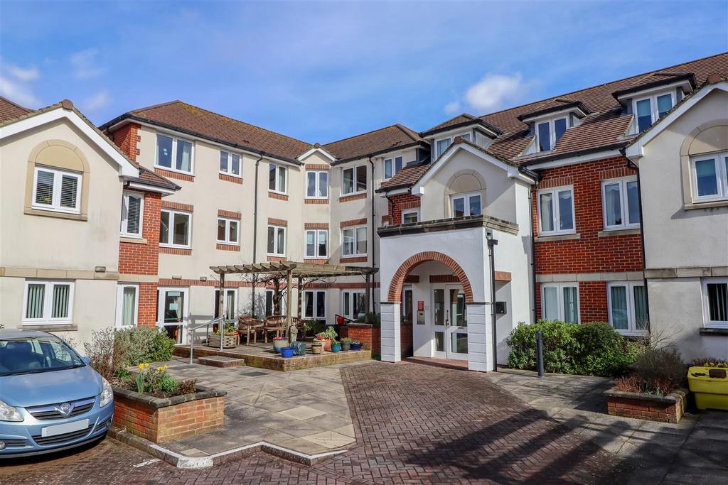Kings Road, Horsham 2 bed retirement property for sale £250,000